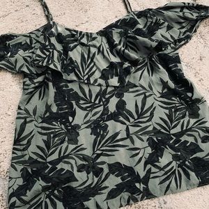 OLD NAVY Soft-Woven Ruffled Cold-Shoulder Cami